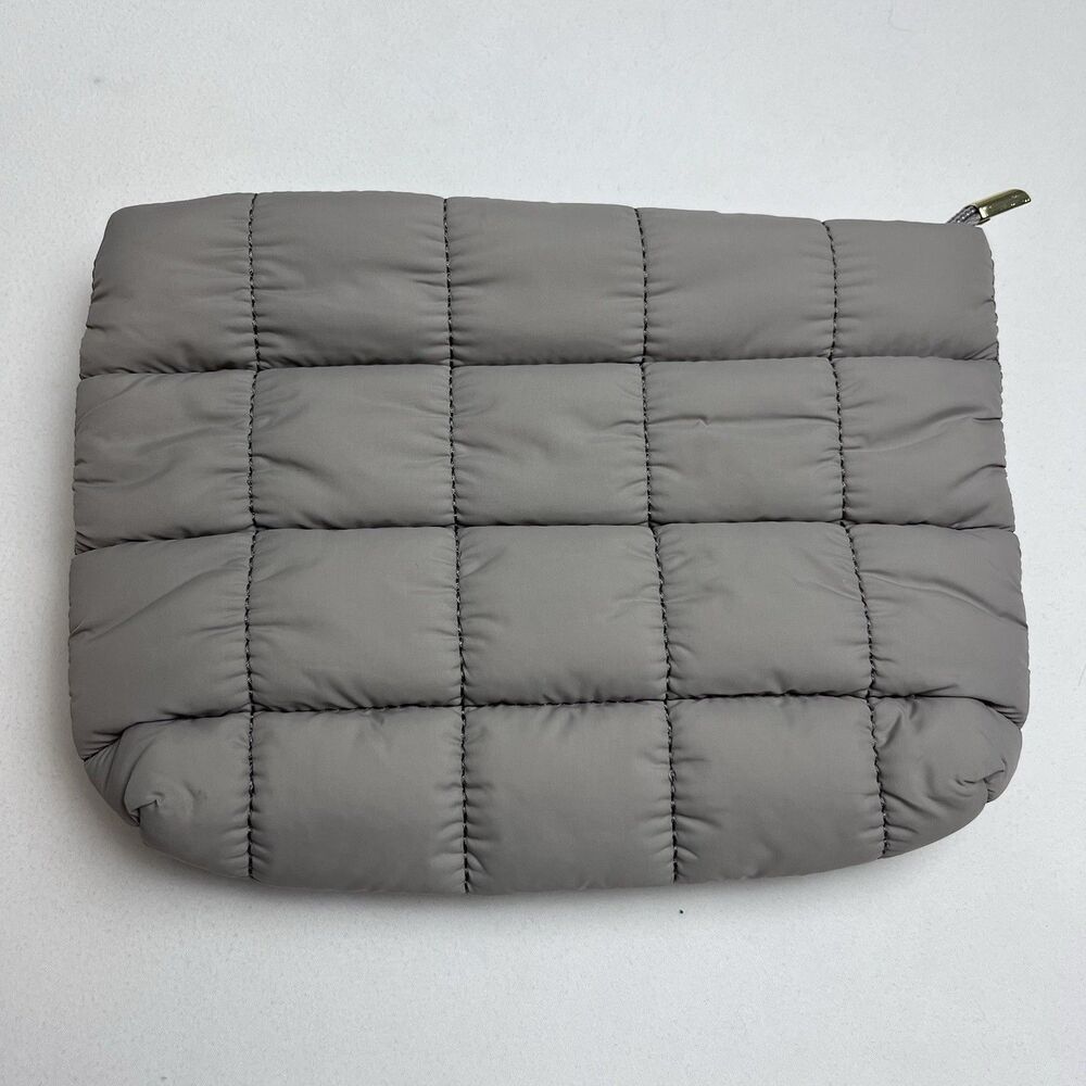 New Tarte Puffy Makeup Bag Slate Gray Quilted Cosmetic Bag 9x7 Travel Zip